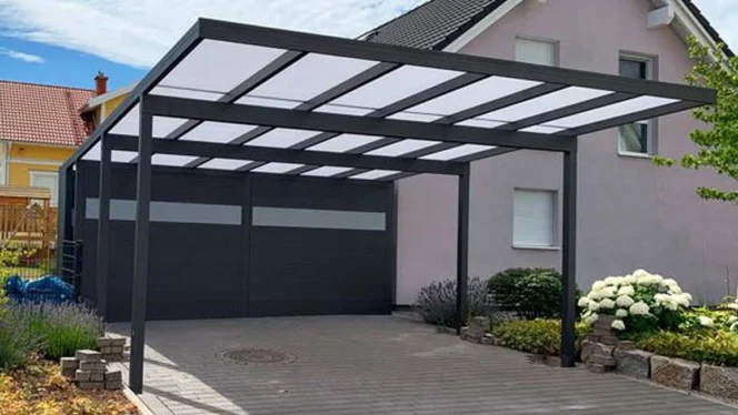 
					Jangan Salah Pilih! Ini Material Kanopi yang Cocok untuk Iklim Tropis